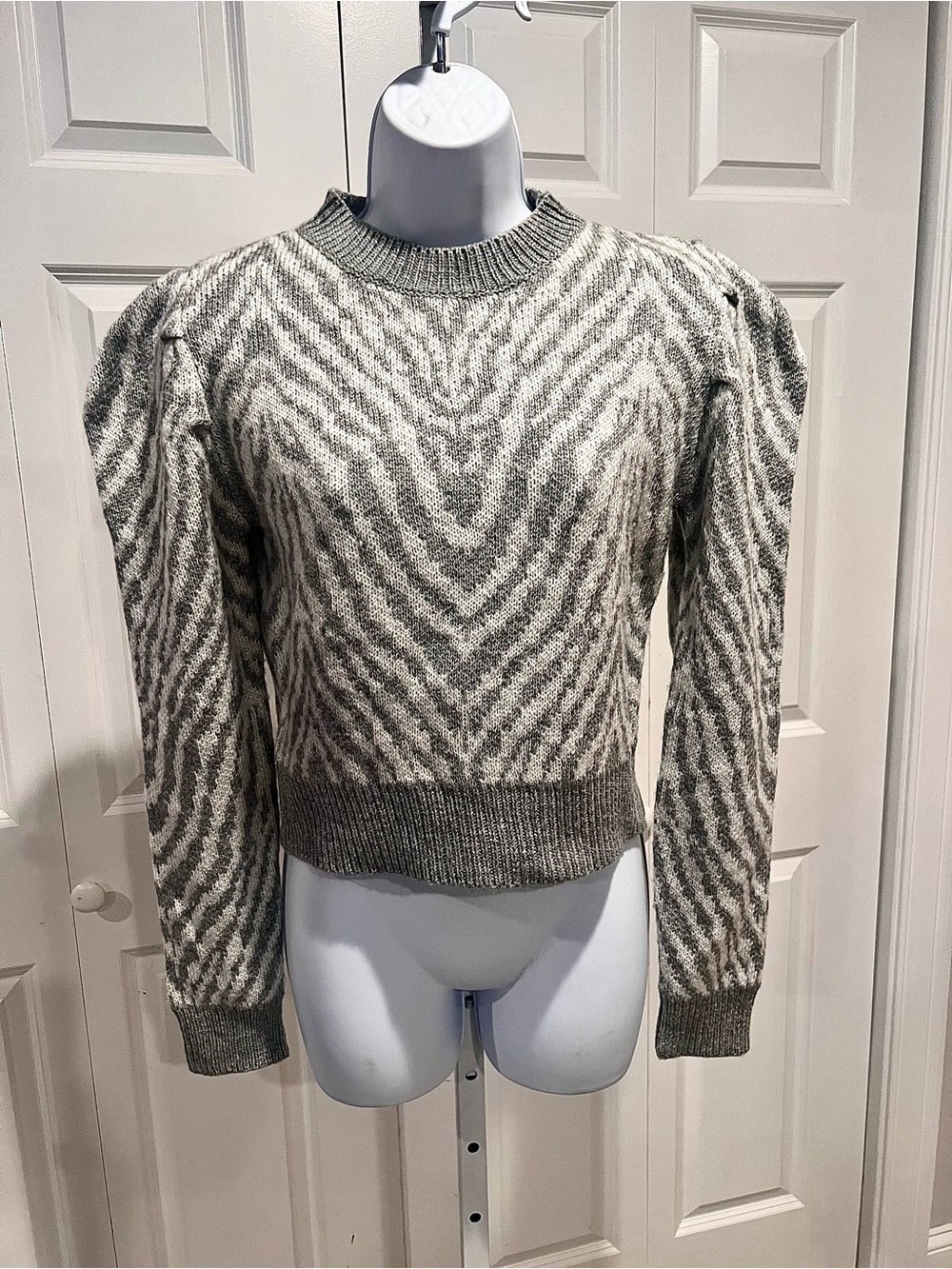 1 Crewneck Zebra-Print Sweater in Gray and Cream